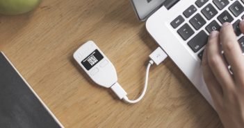 Kryptomeny: Trezor má problémy s phishingom Kryptomeny: Trezor má problémy s phishingom