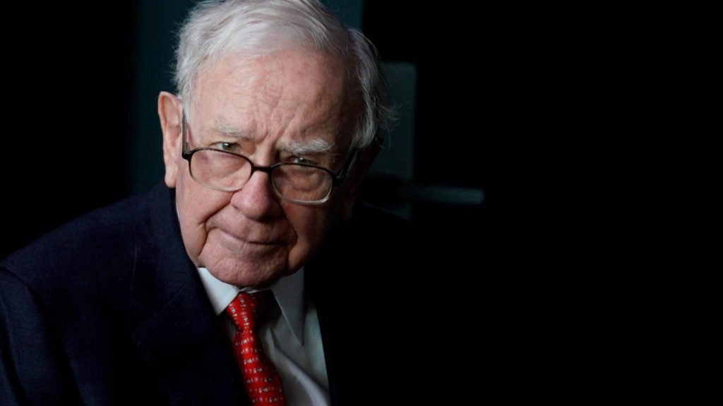 Warren Buffett těžce pohořel: Stojí za tím hlavní proponent BTC