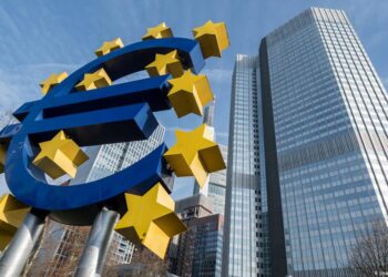 Viceprezident ECB: kryptoměny by měly být regulovány jako ostatní aktiva