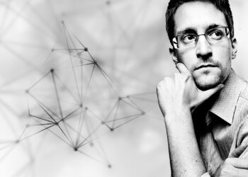 Edward Snowden upozorňuje na potenciální neetické praktiky v kryptohrách založených na NFT