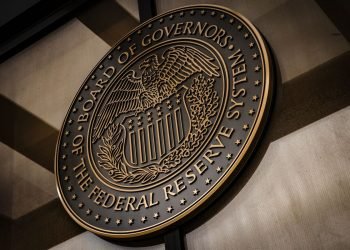 Pozdní oznámení Fedu o zvýšení úrokových sazeb