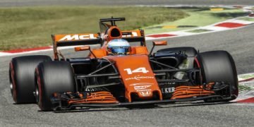 Špičková kryptoměnová burza je novým sponzorem McLaren Formule 1