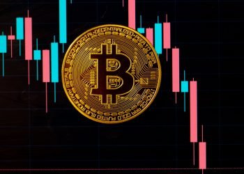 Bitcoin se dostal pod 22 tisíc dolarů, masivní výprodeje pokračují