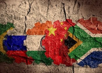 Zaměření na hegemonii amerického dolaru: Rusko, Čína a země BRICS plánují vytvořit novou mezinárodní rezervní měnu