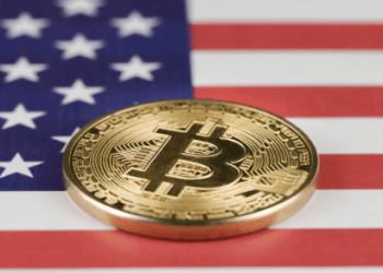 Cena Bitcoinu drží 19 tisíc dolarů, oficiální data potvrzují recesi v USA