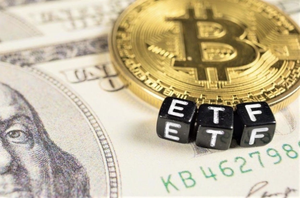 SEC zveřejnila první termíny pro schválení 7 bitcoinových ETF fondů