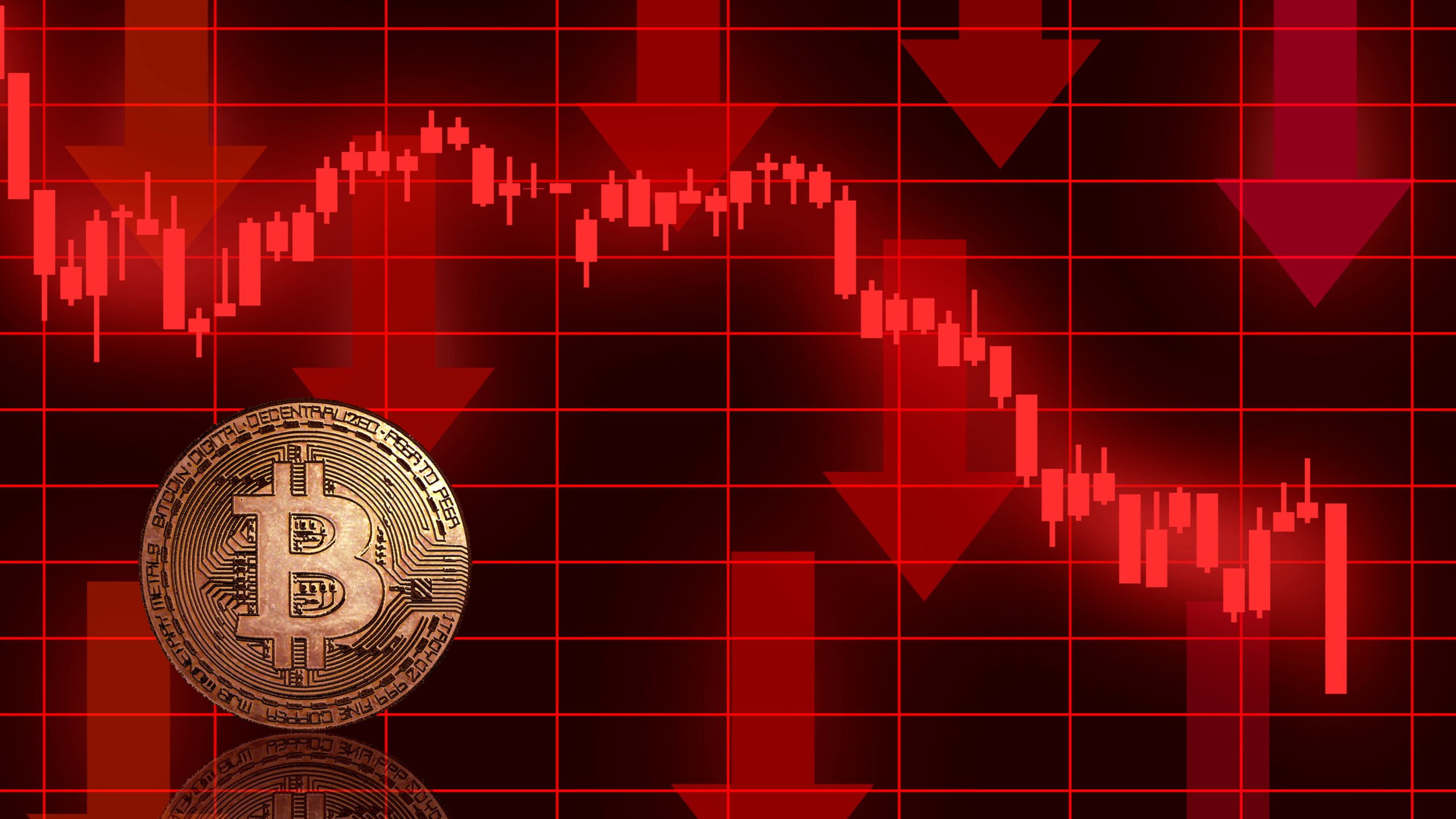 Odliv kapitálu z ETF posílá bitcoin pod 95 000 USD